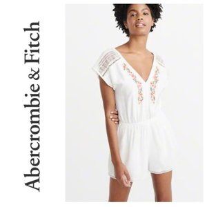 Abercrombie & Fitch White Lace Floral Dolman Sleeve Romper - Size M